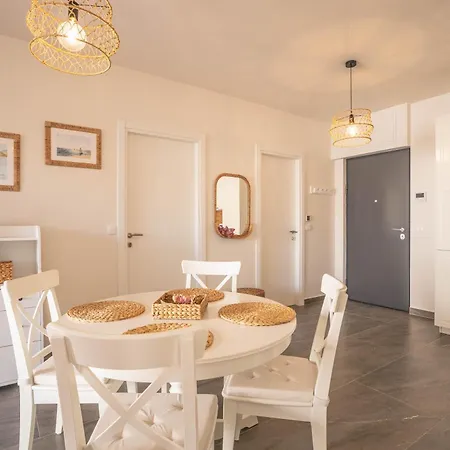 Apartment Seget 17 *